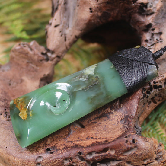 Toki or Adze with Koru Pendant carved from Inanga Pounamu - NZ Greenstone