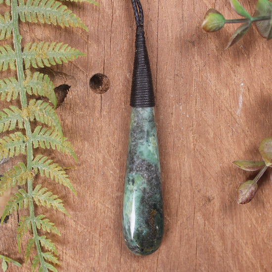 Roimata Teardrop carved from Inanga Pounamu - NZ Greenstone