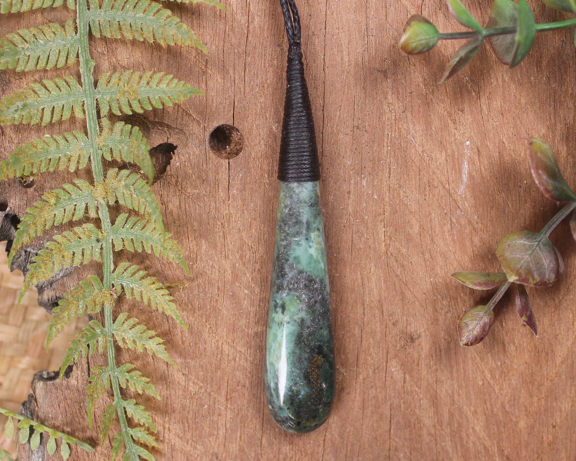 Roimata Teardrop carved from Inanga Pounamu - NZ Greenstone