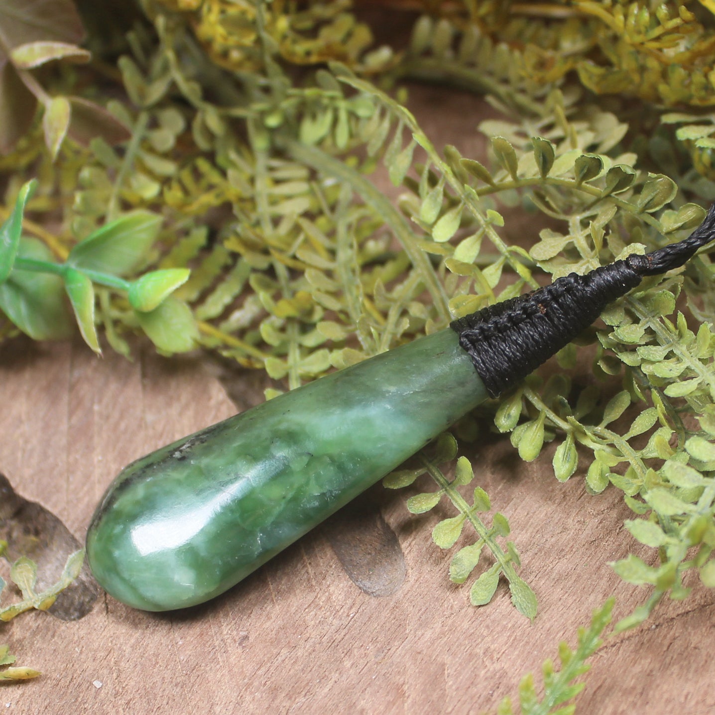 Hapopo pounamu roimata and toki pendants - NZ Greenstone