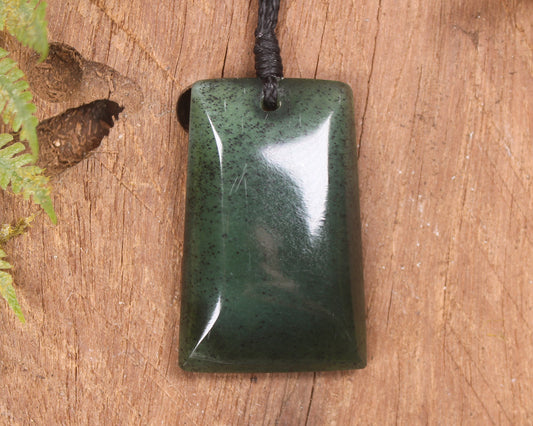 Toki or Adze Pendant carved from Tangiwai Pounamu - NZ Greenstone