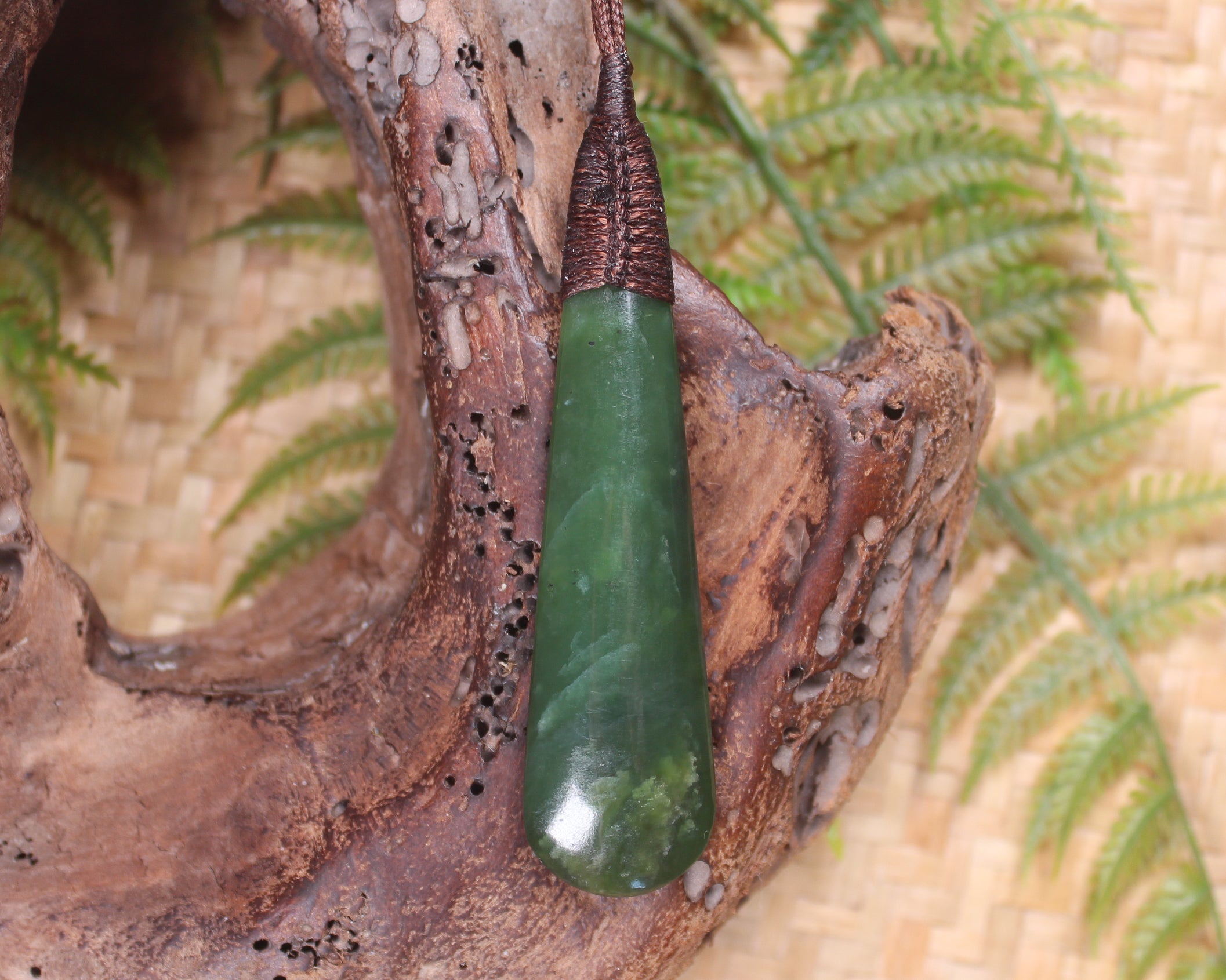 Roimata Teardrop carved from Hapopo Pounamu - NZ Greenstone