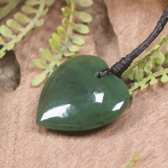 Heart carved from Hapopo Pounamu - NZ Greenstone