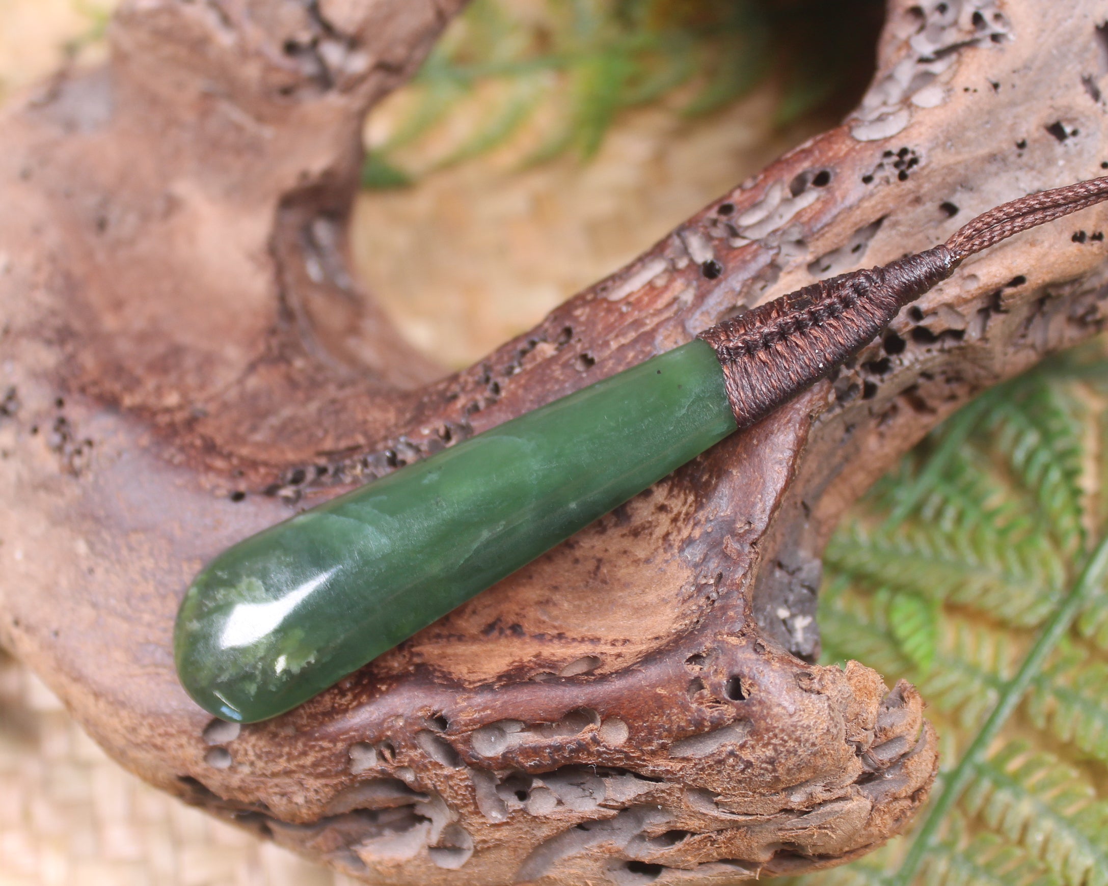 Roimata Teardrop carved from Hapopo Pounamu - NZ Greenstone