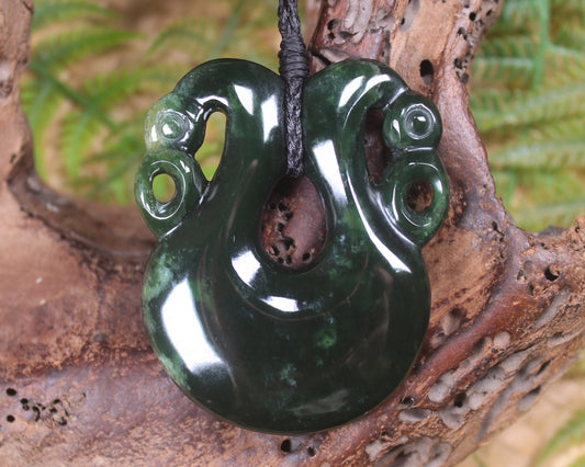 Pekapeka Pendant carved from Kawakawa Pounamu - NZ Greenstone