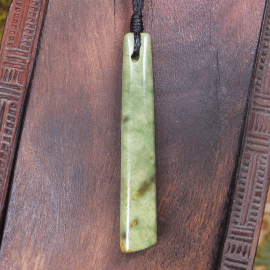 Flower Jade Pounamu Toki