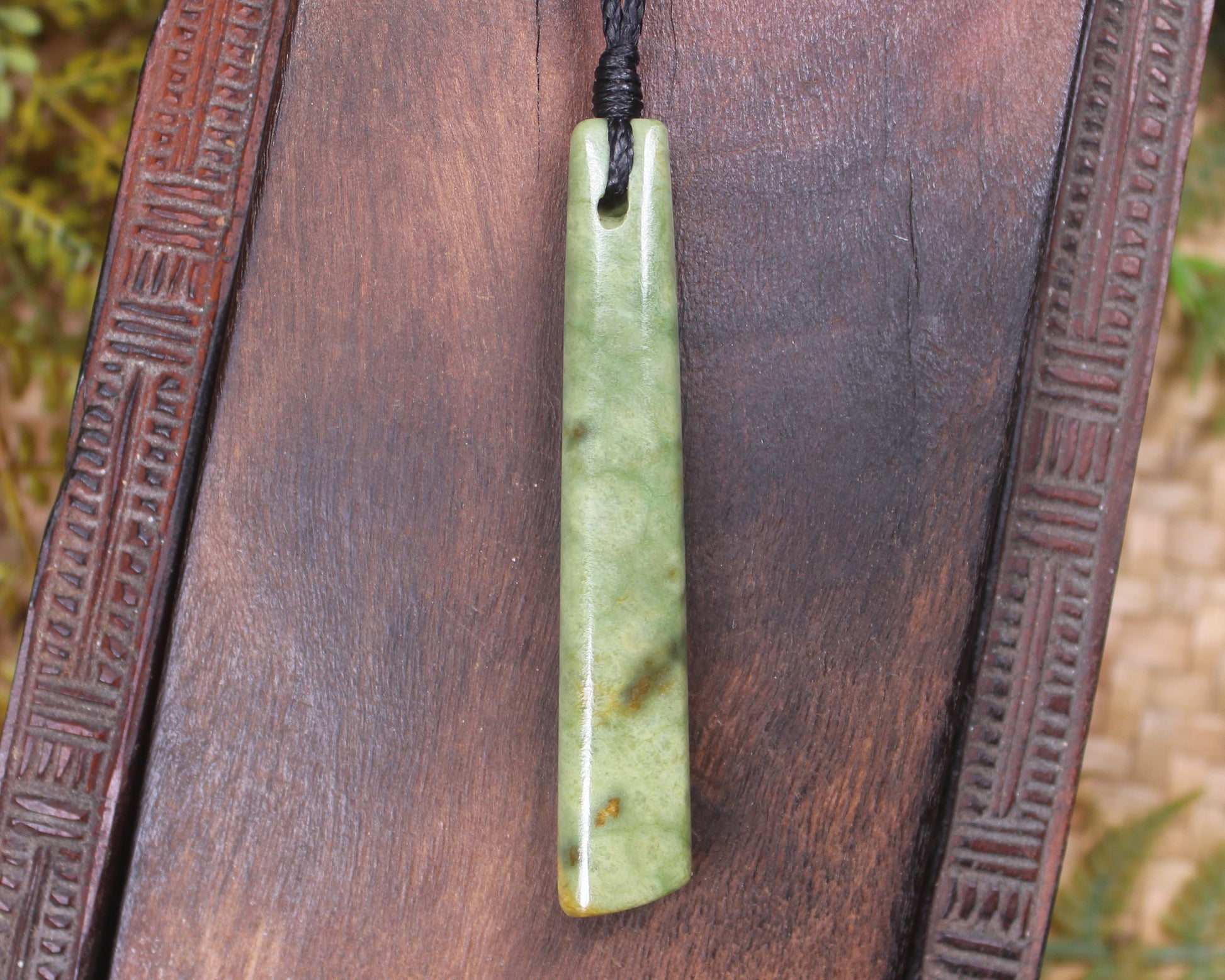 Flower Jade Pounamu Toki