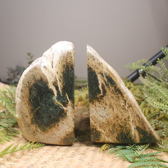 Pounamu Book Ends