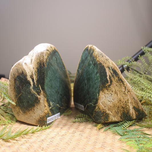 Pounamu Book Ends
