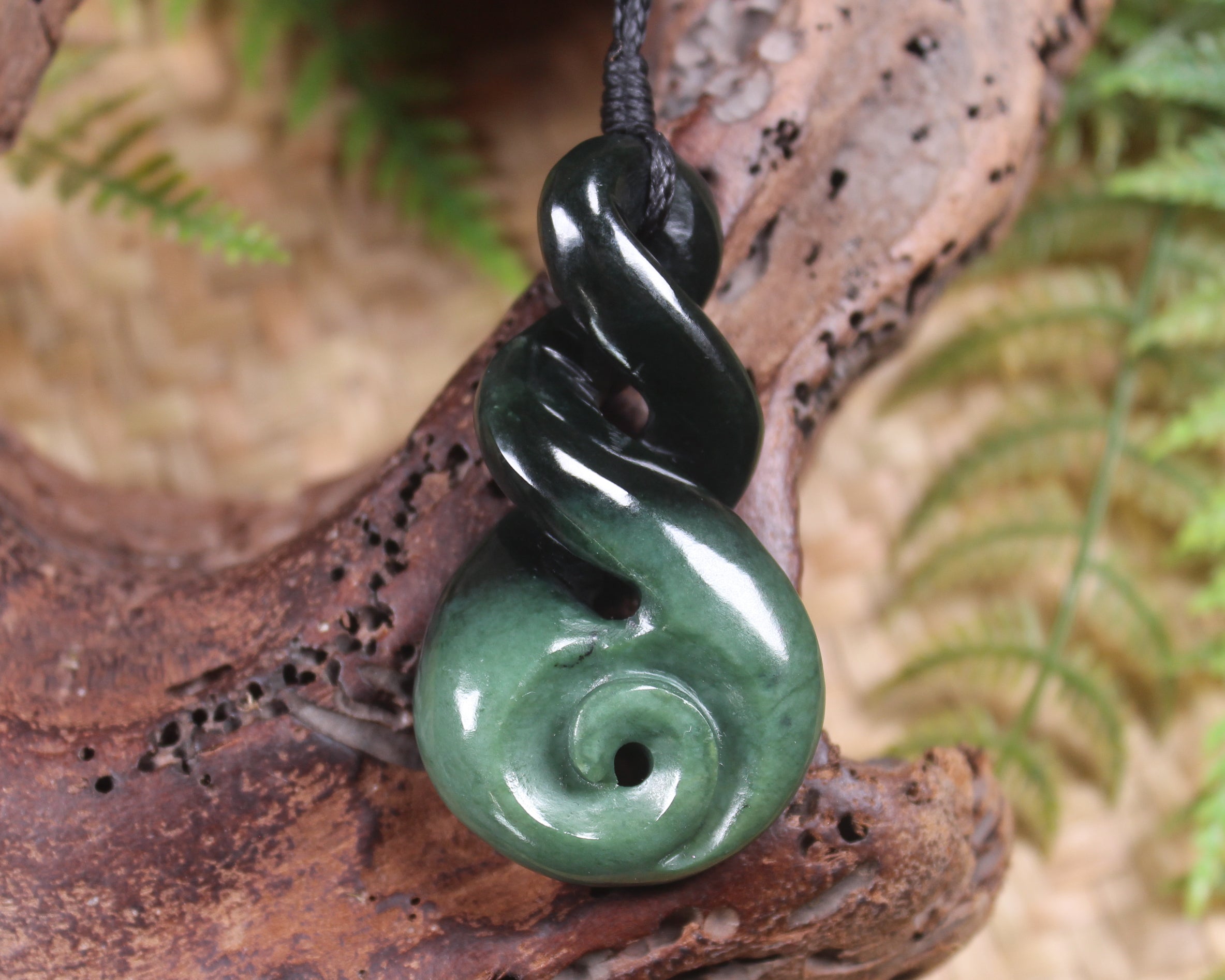 Koru Twist carved from Kawakawa Pounamu - NZ Greenstone