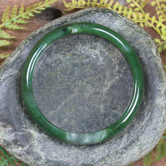 Bangle carved from Kawakawa Pounamu - NZ Greenstone