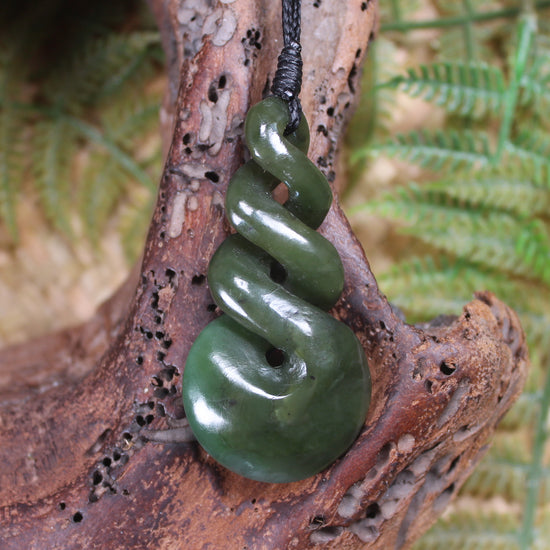 Twist carved from Rimu Pounamu - NZ Greenstone