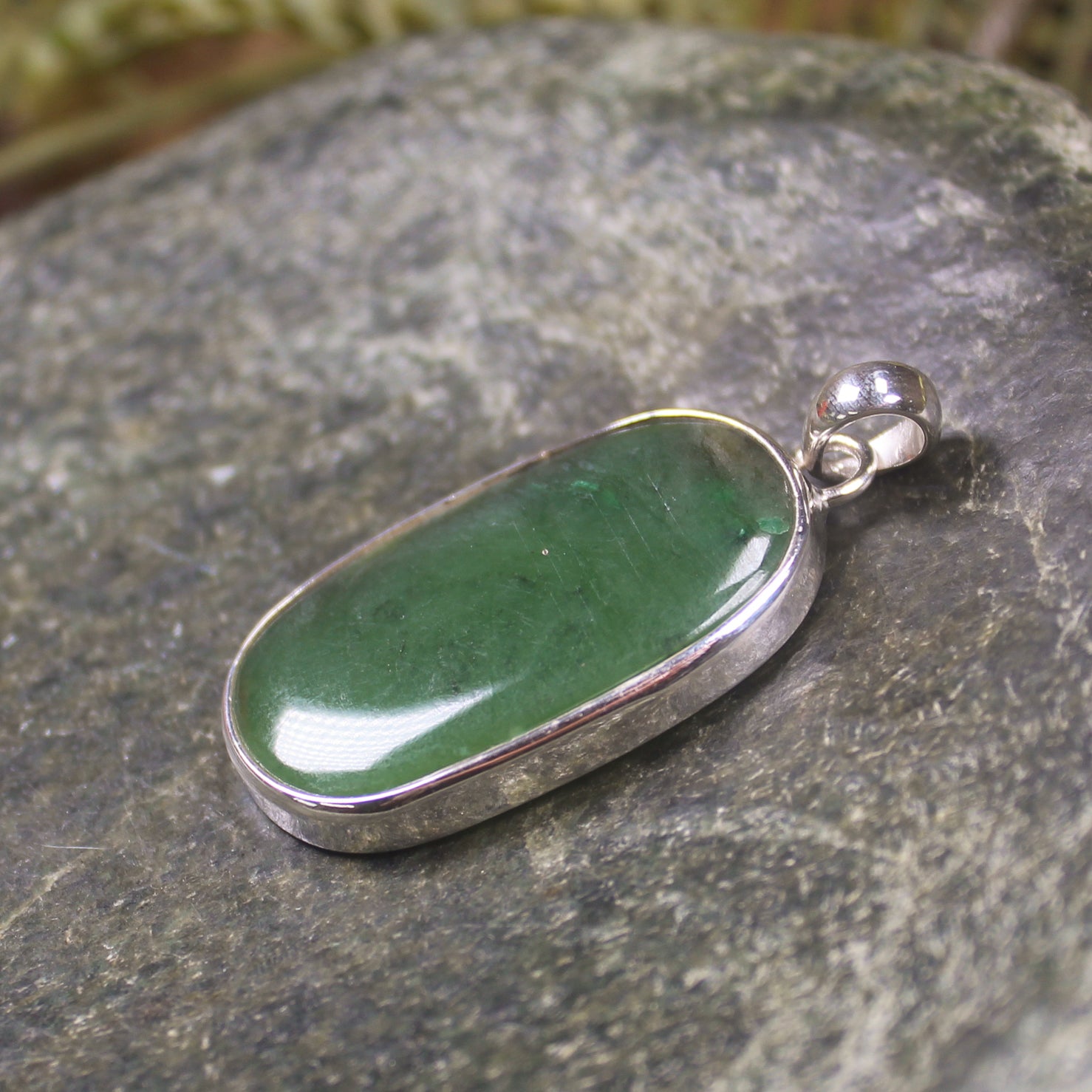 Hapopo Pounamu pendant set in Sterling Silver - NZ Greenstone