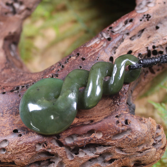 Twist carved from Rimu Pounamu - NZ Greenstone