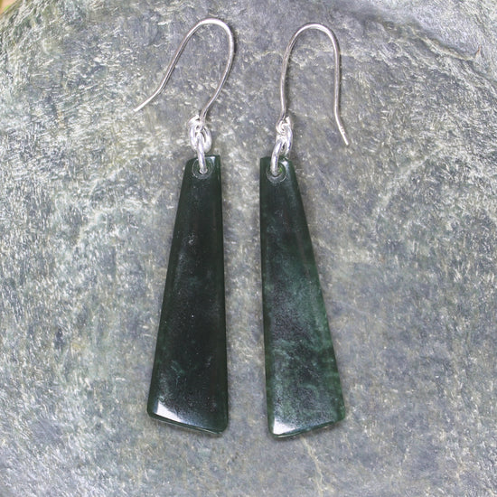 Roimata or Teardrop earrings carved from Kawakawa Pounamu - NZ Greenstone