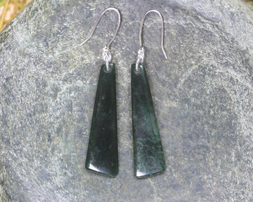 Roimata or Teardrop earrings carved from Kawakawa Pounamu - NZ Greenstone