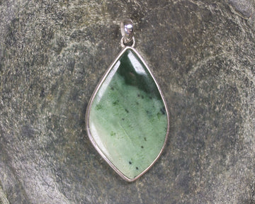 Sterling Silver Kawakawa Pounamu pendant 