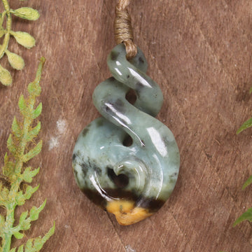 Twist or Pikorua carved from Flower Jade Pounamu - NZ Greenstone