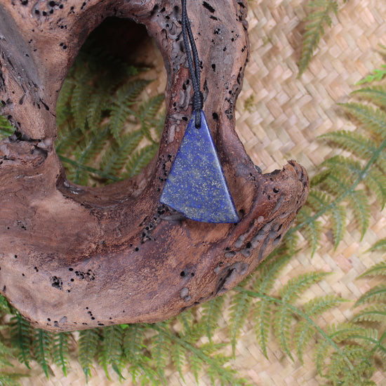 Lapis Lazuli carved Roimata pendant