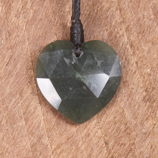 Heart carved from Kawakawa Pounamu - NZ Greenstone