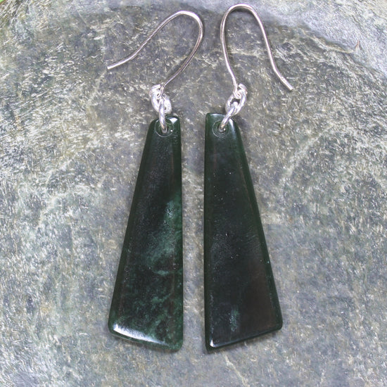 Roimata or Teardrop earrings carved from Kawakawa Pounamu - NZ Greenstone