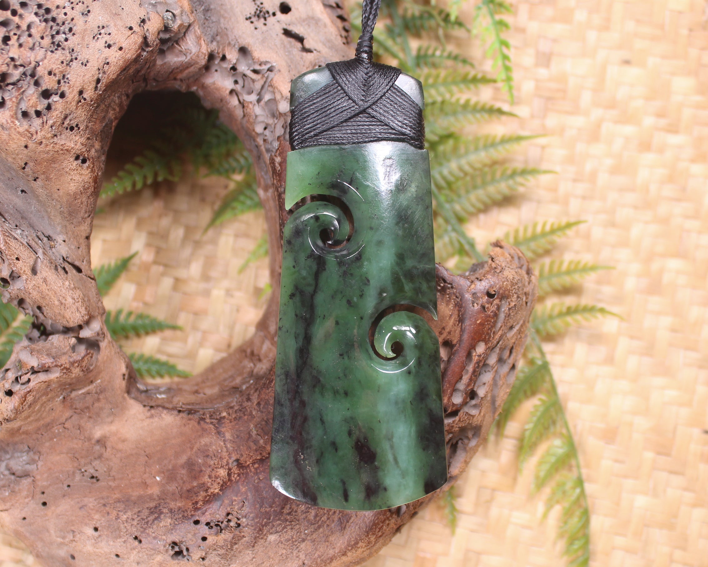 Toki or Adze with Koru carved from Hapopo Pounamu - NZ Greenstone