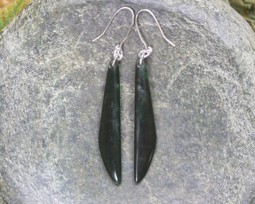 Roimata or Teardrop earrings carved from Kawakawa Pounamu - NZ Greenstone