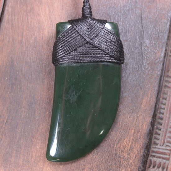 Tooth pendant carved from Kawakawa Pounamu - NZ Greenstone
