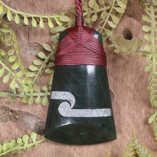 Kawakawa Pounamu Toki