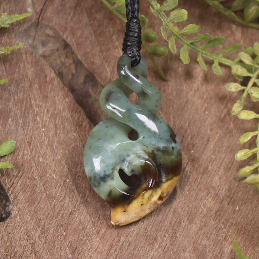 Twist or Pikorua carved from Flower Jade Pounamu - NZ Greenstone