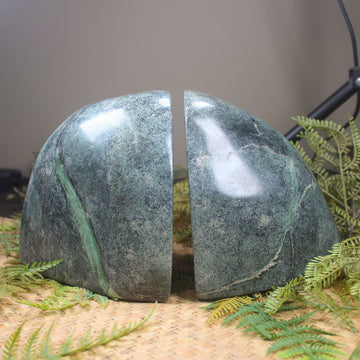 NZ Serpentine Book Ends