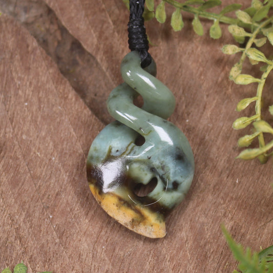 Twist or Pikorua carved from Flower Jade Pounamu - NZ Greenstone