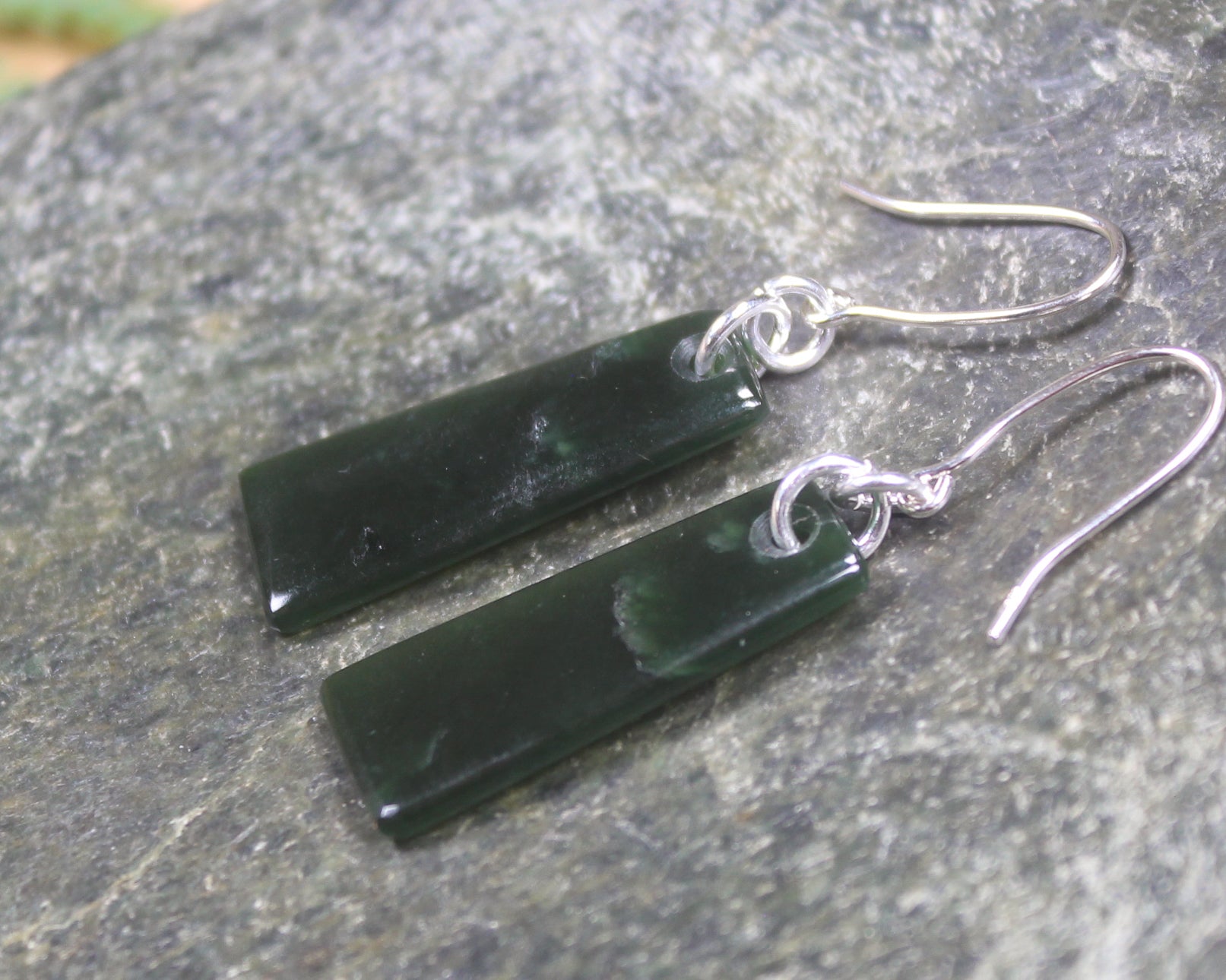 Roimata or Teardrop earrings carved from Kawakawa Pounamu - NZ Greenstone