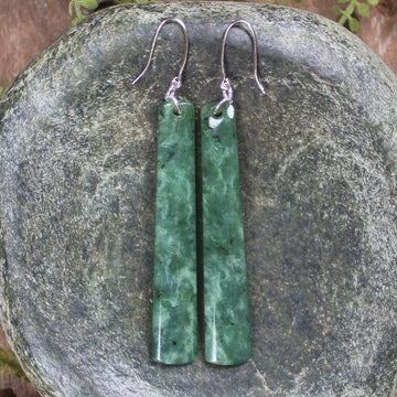 Roimata or Teardrop earrings carved from Kawakawa Pounamu - NZ Greenstone
