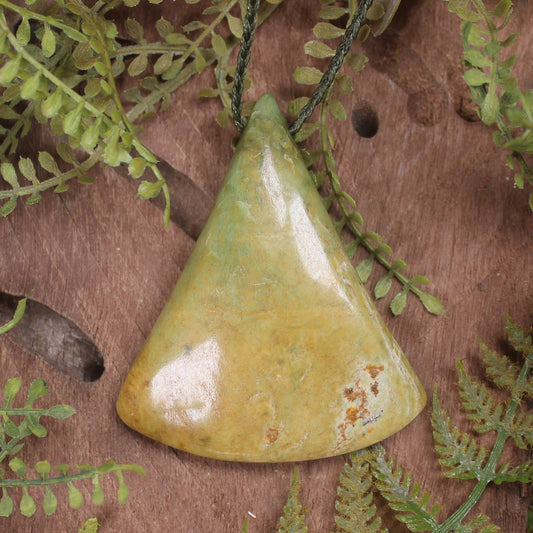 Breastplate or Shield carved from Flower Jade Pounamu - NZ Greenstone