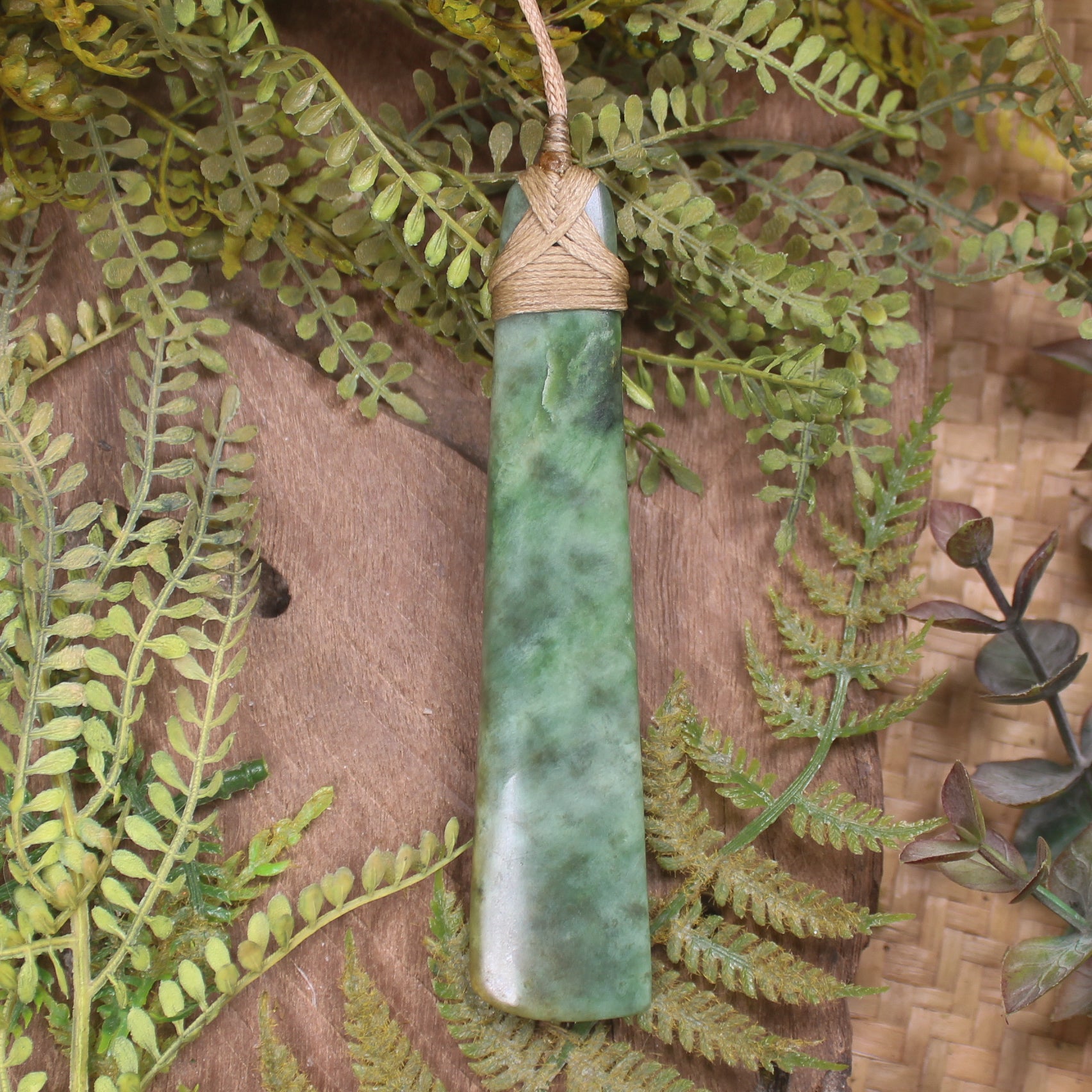 NZ Greenstone Toki Pendant Raukaraka Pounamu