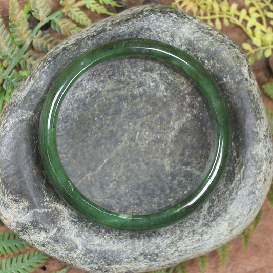 Bangle carved from Kawakawa Pounamu - NZ Greenstone