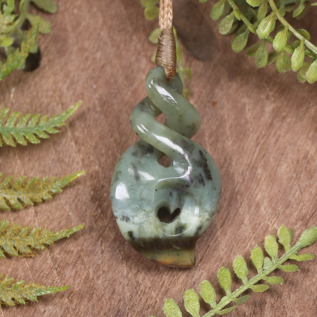 Twist or Pikorua carved from Flower Jade Pounamu - NZ Greenstone