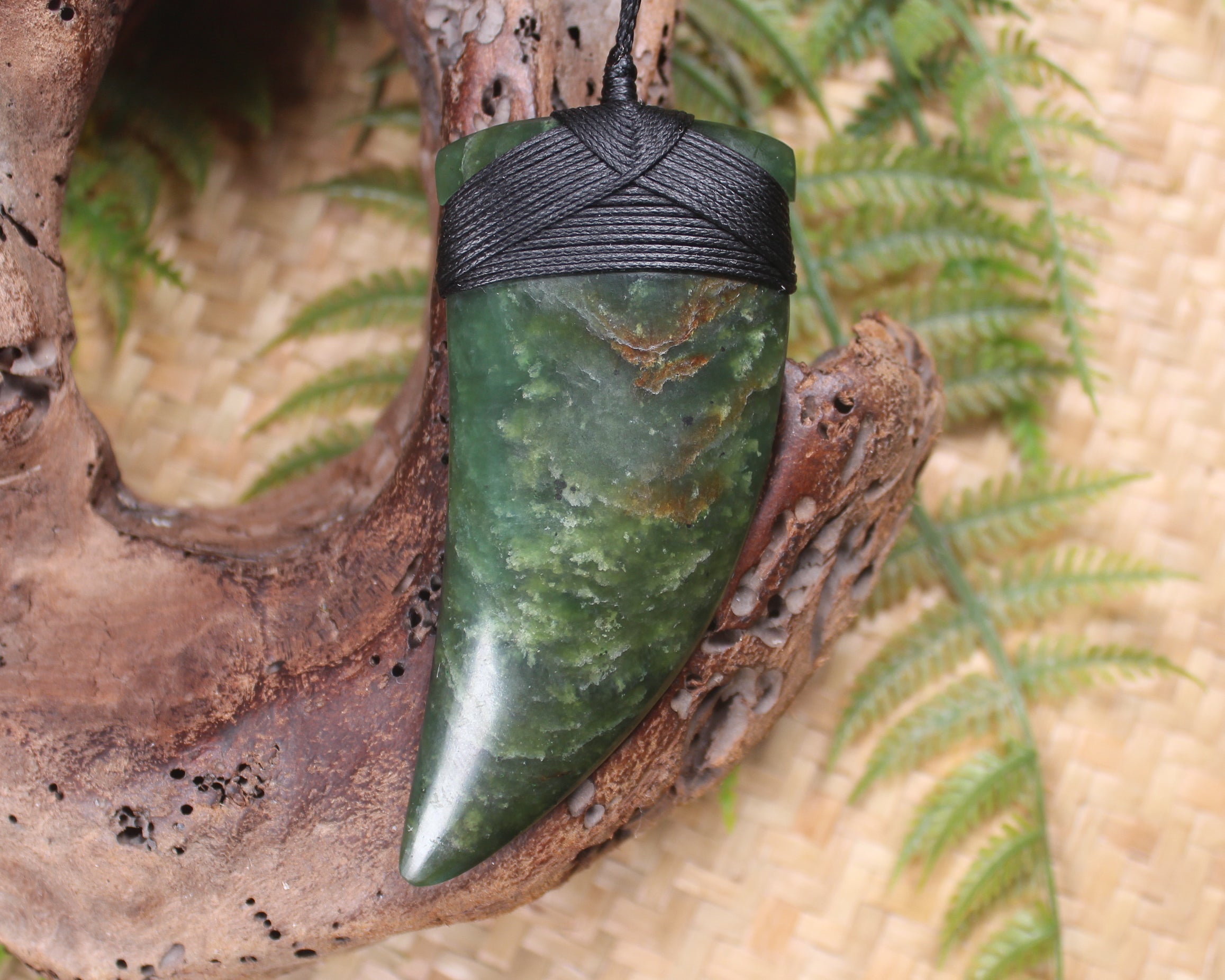 Taniwha Tooth or Niho carved from Kawakawa Pounamu - NZ Greenstone