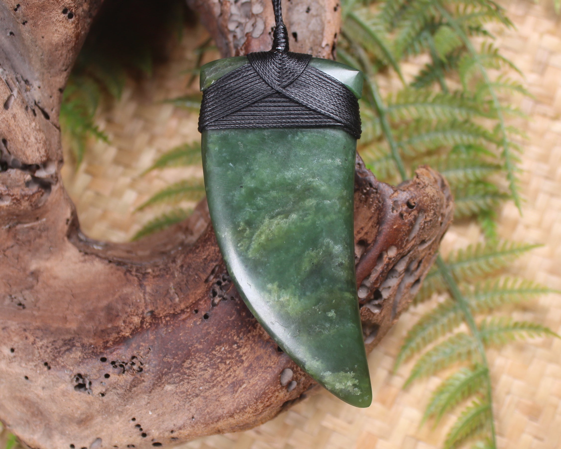 Taniwha Tooth or Niho carved from Kawakawa Pounamu - NZ Greenstone