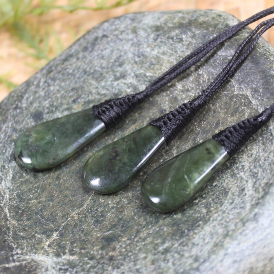 Roimata Teardrop carved from Rimu Pounamu - NZ Greenstone