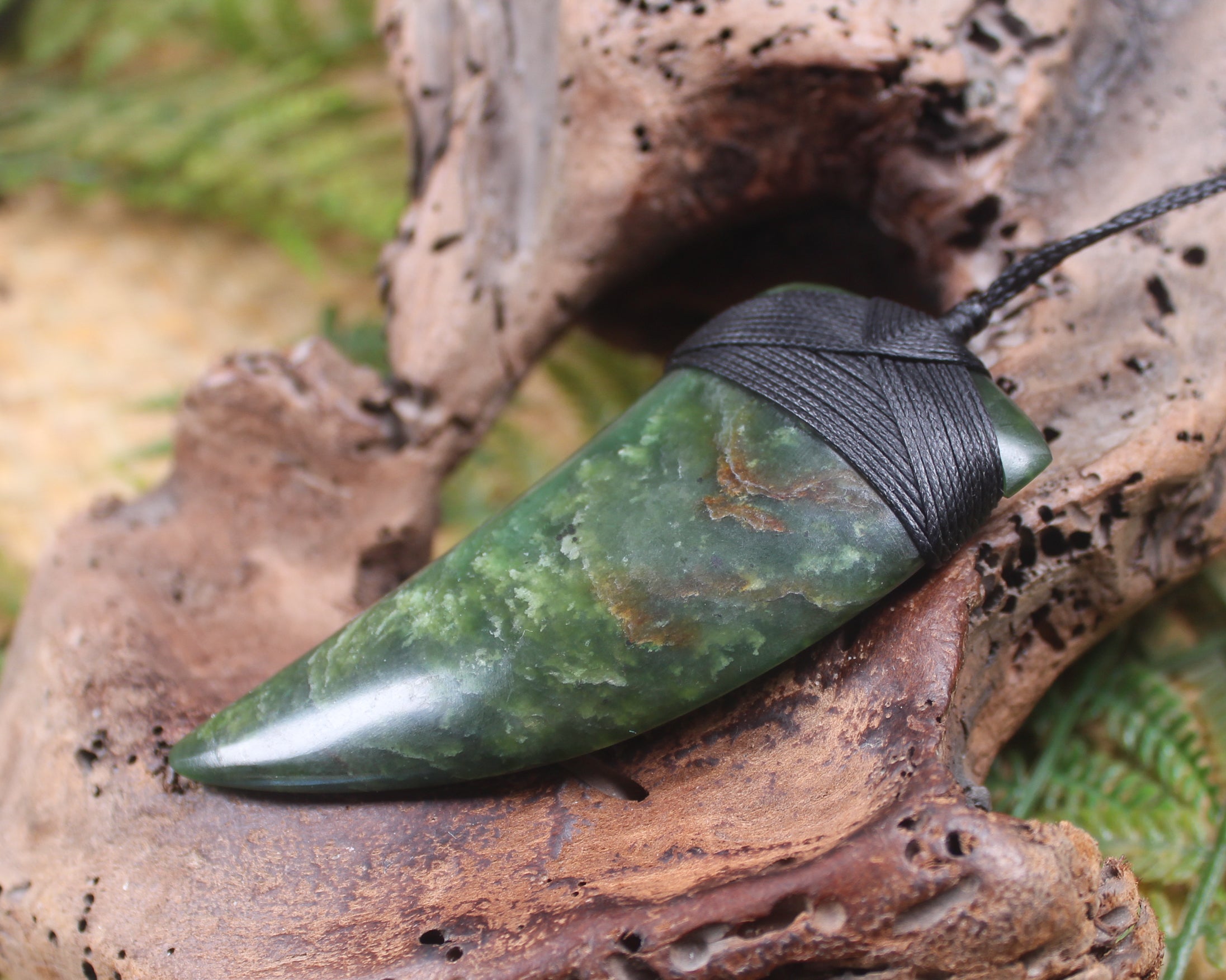 Taniwha Tooth or Niho carved from Kawakawa Pounamu - NZ Greenstone