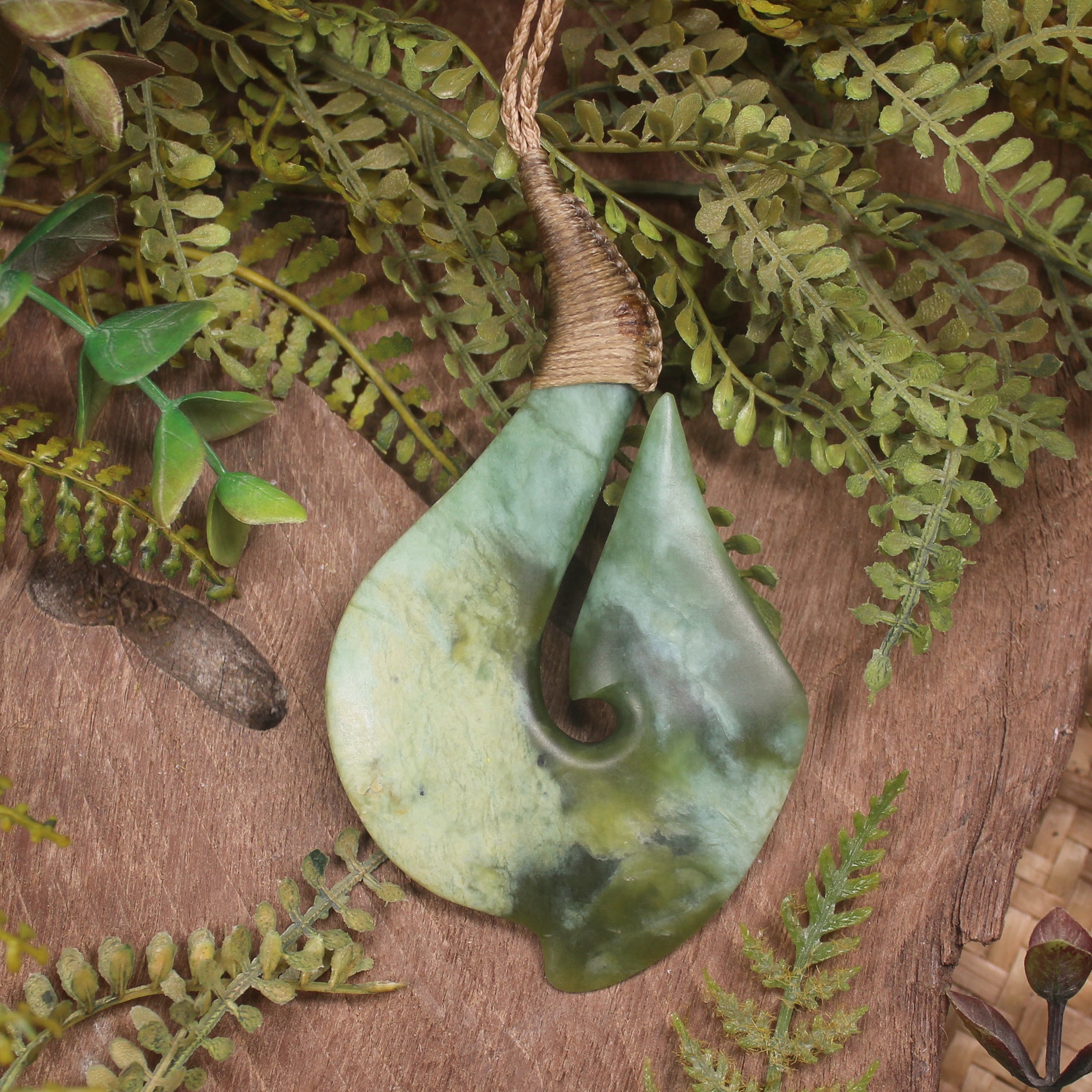 Flower Jade Hei Matau pendant  - NZ Greenstone