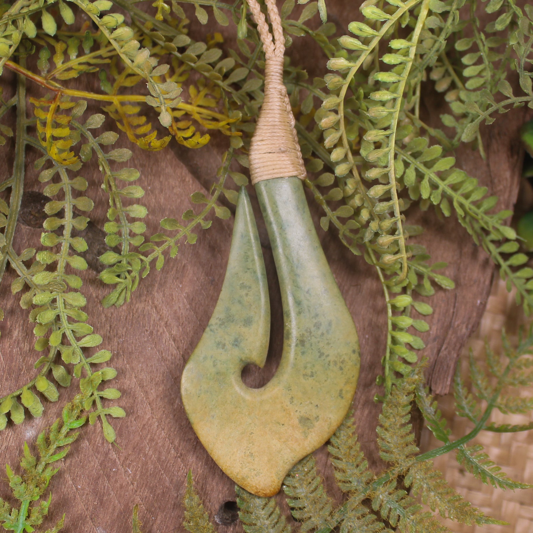 Flower Jade Hei Matau pendant  - NZ Greenstone