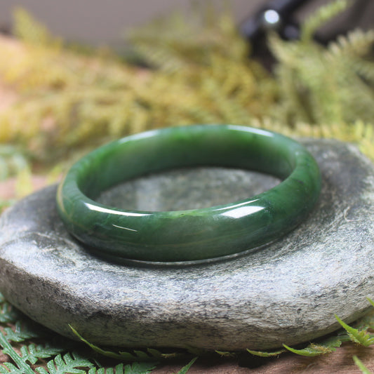 Bangle carved from Kawakawa Pounamu - NZ Greenstone