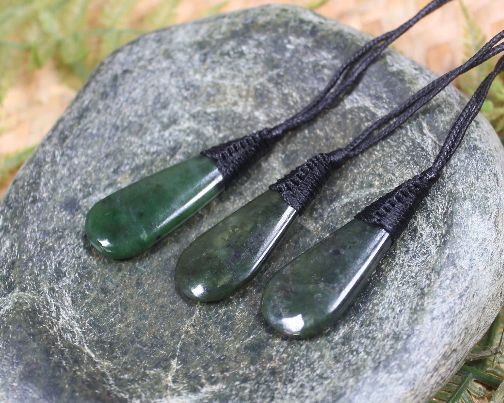 Roimata Teardrop carved from Rimu Pounamu - NZ Greenstone