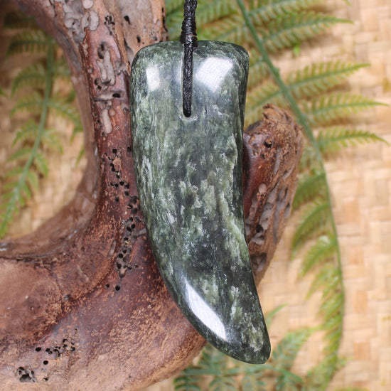 Taniwha Tooth or Niho carved from Kawakawa Pounamu - NZ Greenstone