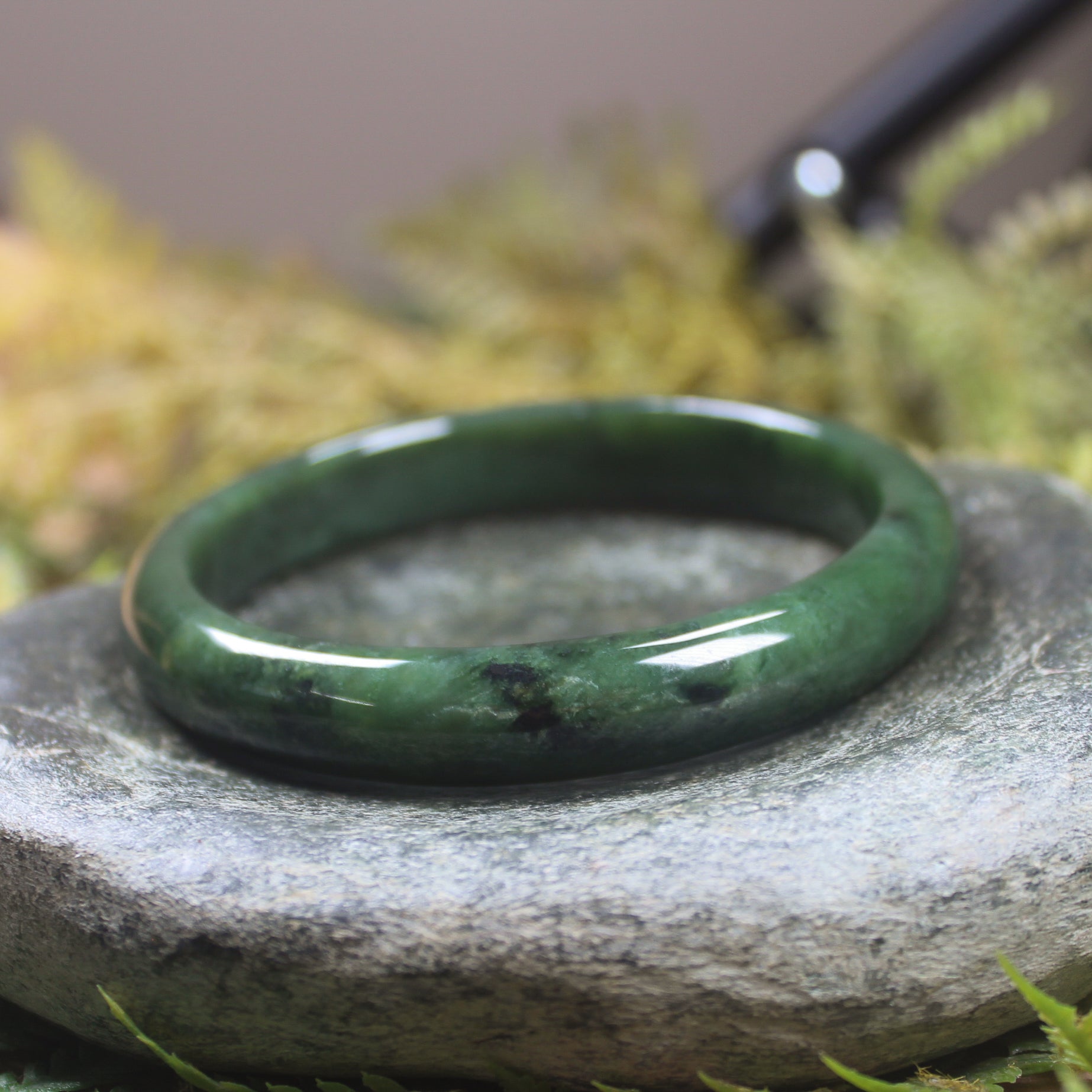 Bangle carved from Kawakawa Pounamu - NZ Greenstone