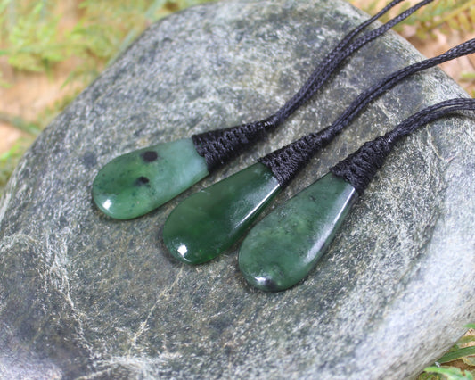 Roimata Teardrop carved from Rimu Pounamu - NZ Greenstone