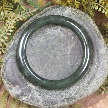 Rimu Pounamu Bangle